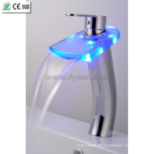 Wasserfall Farbe Wasserhahn Badezimmer LED Wasserhahn (QH0816HF)